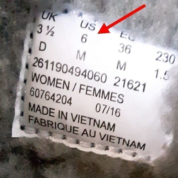 Clark's Women's Winter Boot size 6M - Picture 8 of 11